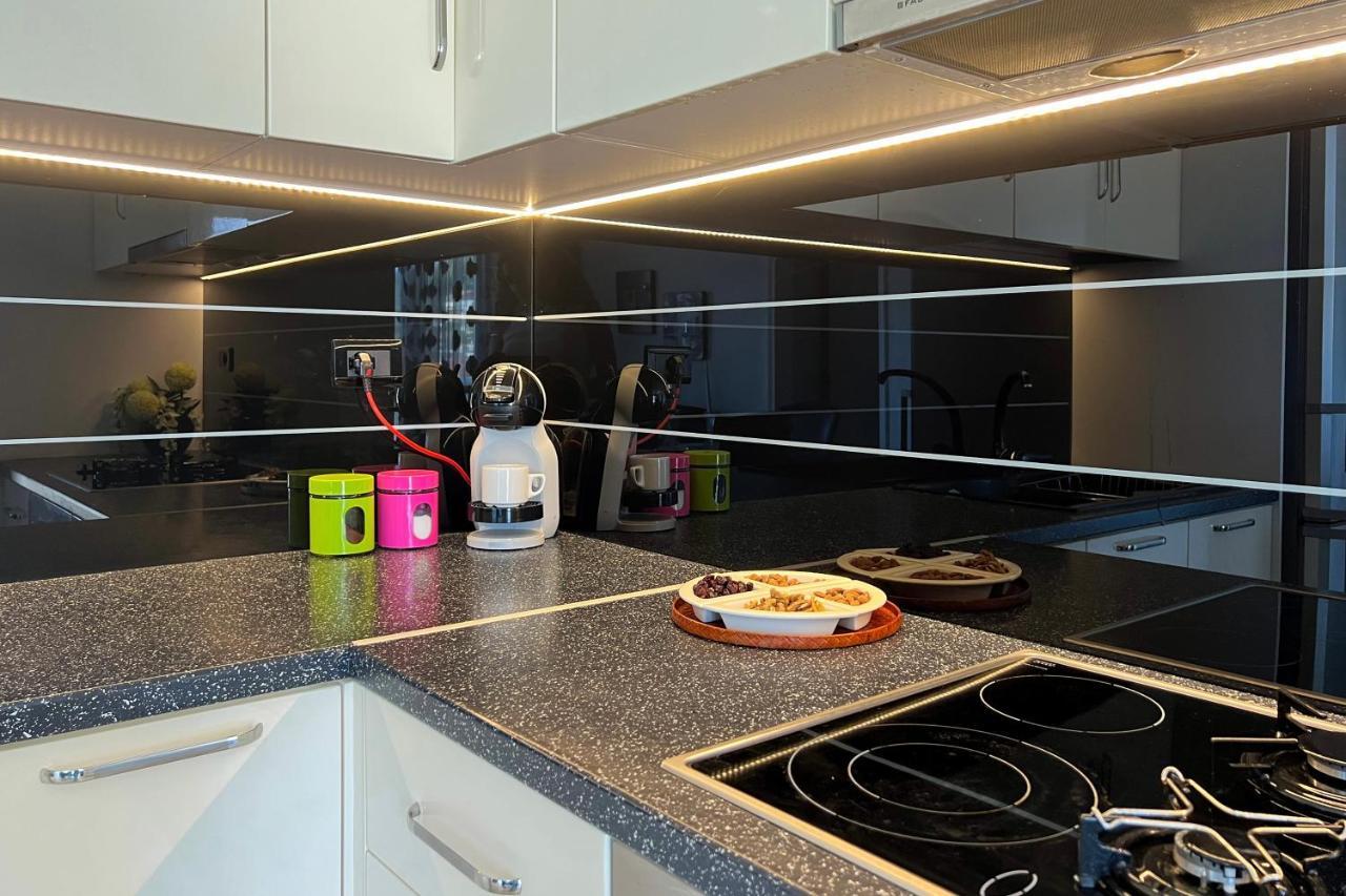 Sealavita, Modern 2 Bedroom Apartment Sea & Sunset View Vlorë Extérieur photo