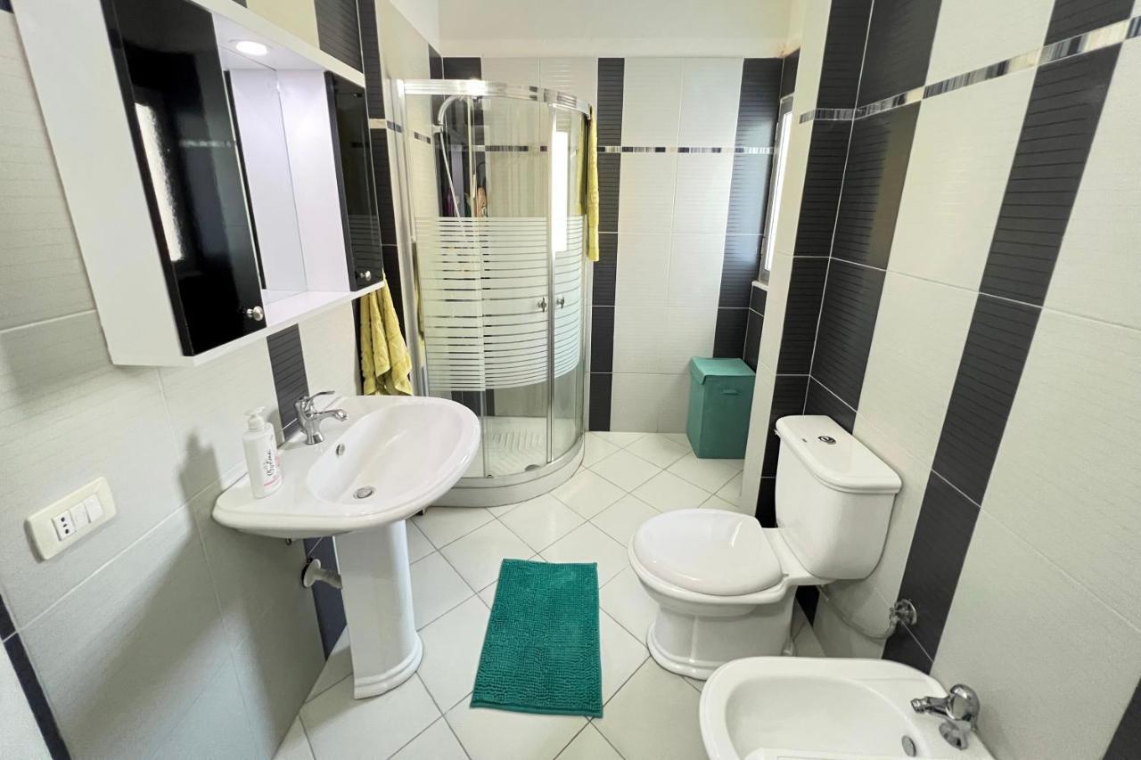 Sealavita, Modern 2 Bedroom Apartment Sea & Sunset View Vlorë Extérieur photo